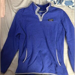 Women’s LL BEAN pullover size large